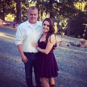 Meet your Posher, Lena